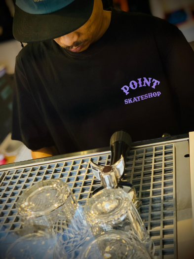 POINT PORTA BENCH TEE BLACK